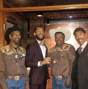 Meet your Posher, Kody